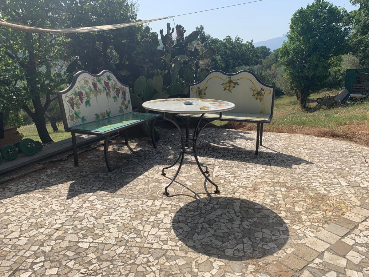 Agriturismo B&B Il Rifugio Di Nino Contursi Terme Buitenkant foto
