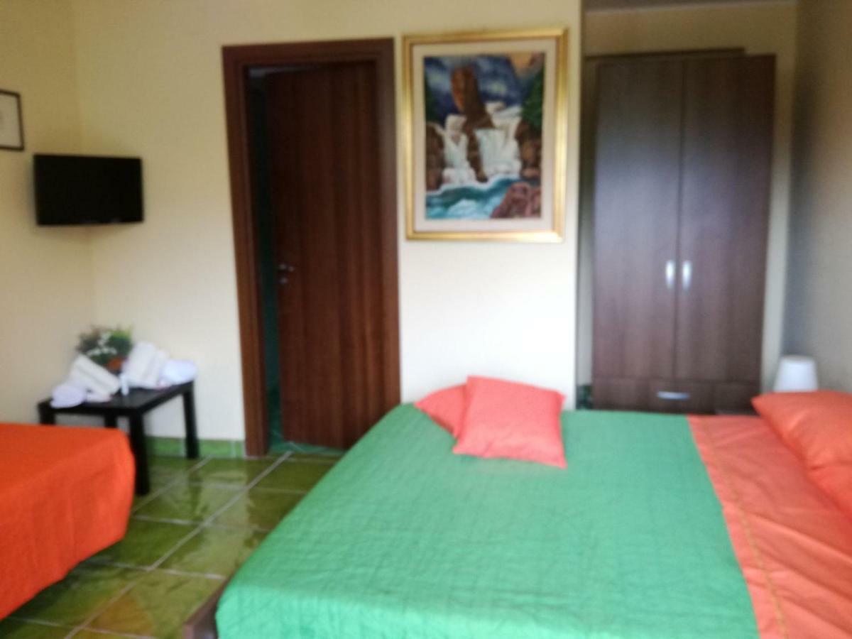Agriturismo B&B Il Rifugio Di Nino Contursi Terme Buitenkant foto